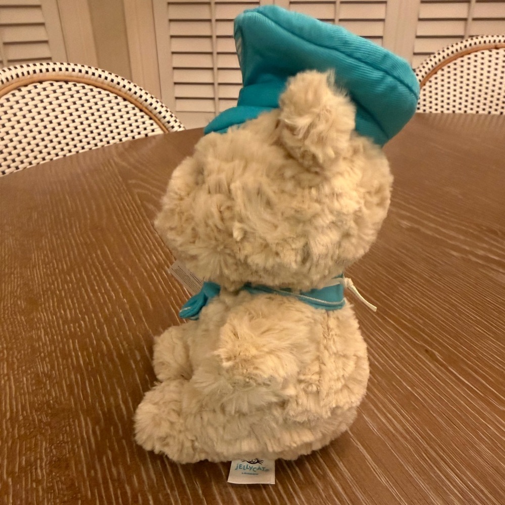 Jellycat Bartholomew Airline Bear Gift Set with Matching Pins & Stickers - Picture 2 of 7